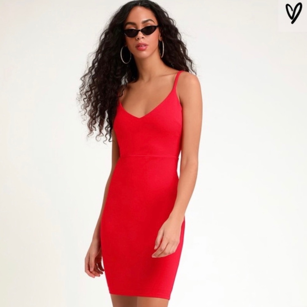 Lulu's red dress
